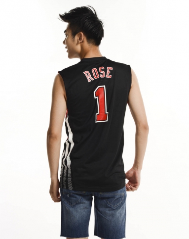 男子红/黑色nba公牛队罗斯球衣