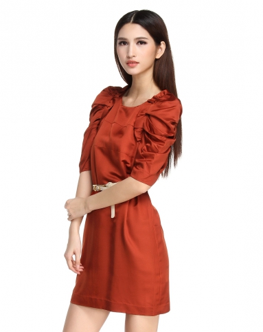 乌红色典雅花边中袖连衣裙