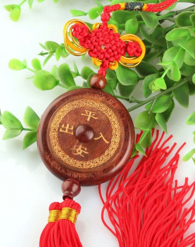 车饰之天然红檀出入平安车挂