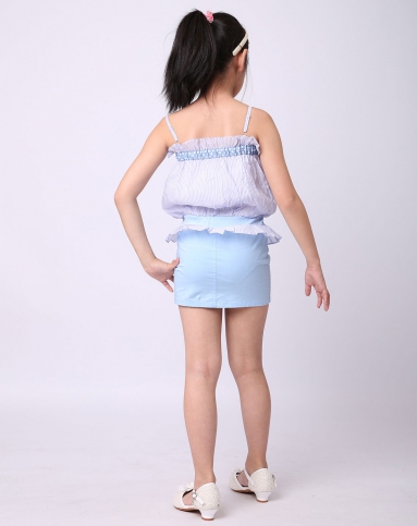 女童蓝色彩条色吊带裙
