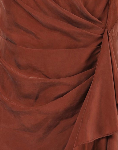 朱砂色气质舒适不规则袖连衣裙