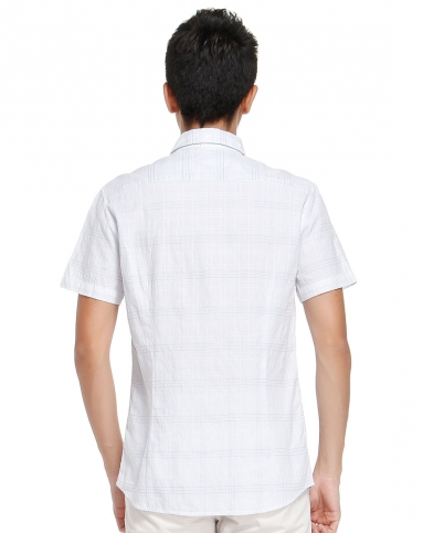 反面彩格白色短袖衬衫