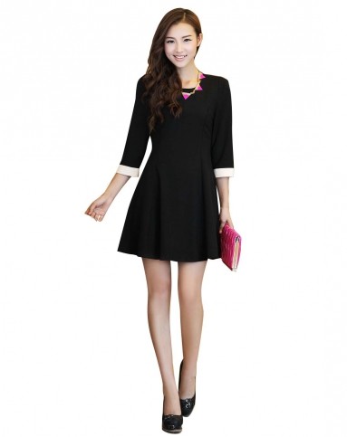 女款黑色圆领袖克夫拼色连衣裙