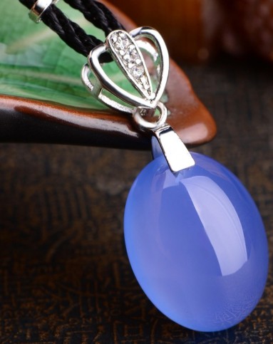 蓝色梦幻蓝玉髓椭形项链附证书