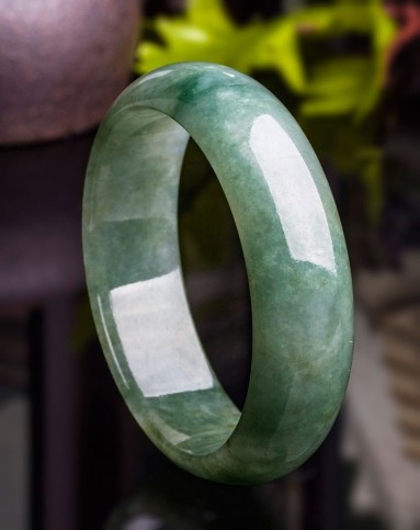 油青种细腻天然a货翡翠手镯