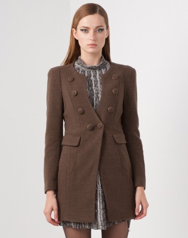 深驼色时尚长袖大衣