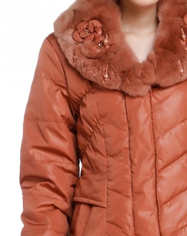 肉桂色毛领修身长袖长款棉衣