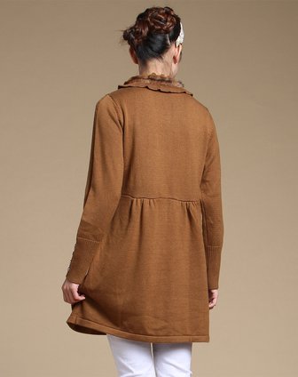 深驼色经典长袖针织衫